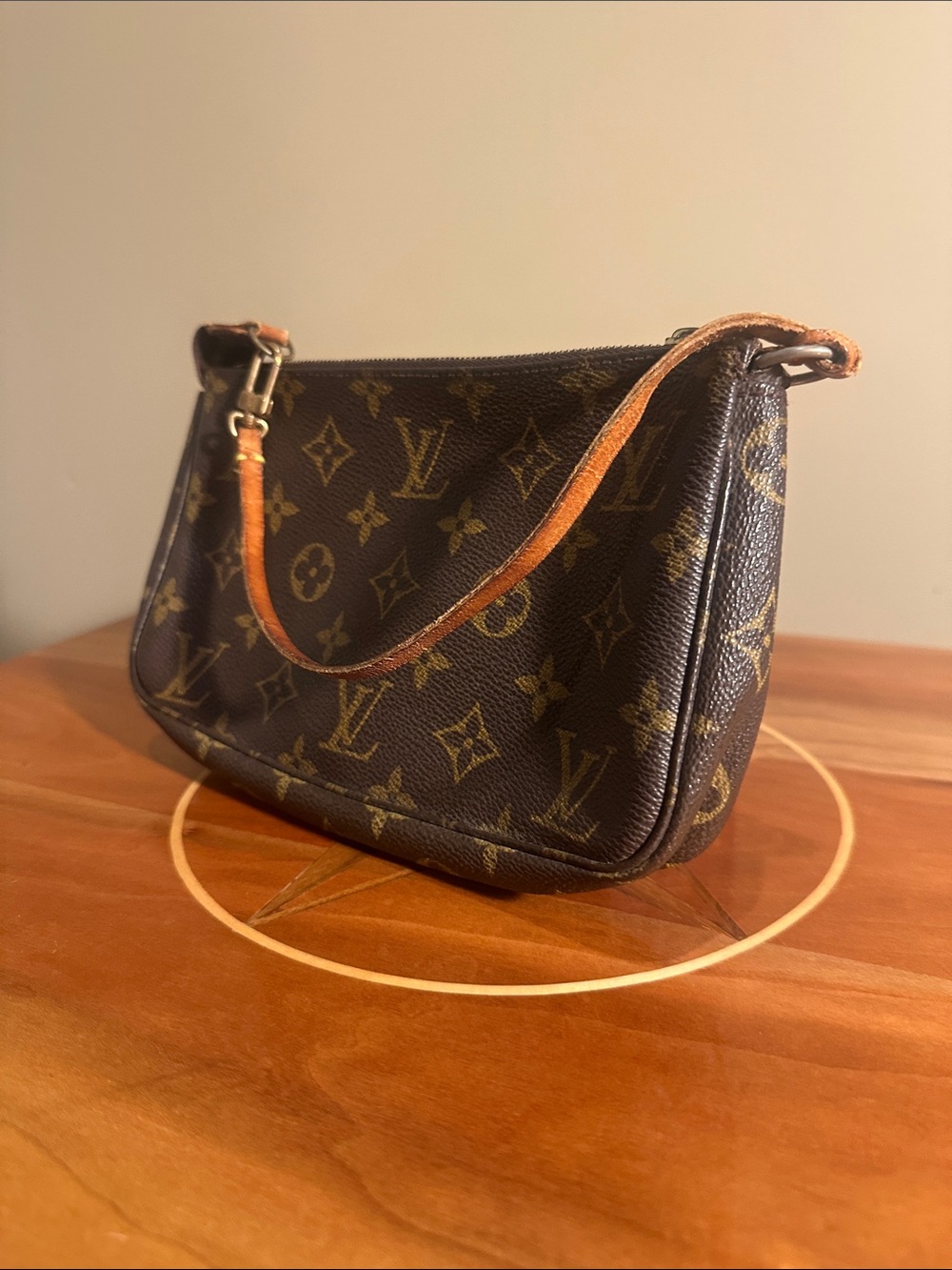 Authentic Louis Vuitton Pochette Monogram Bag.